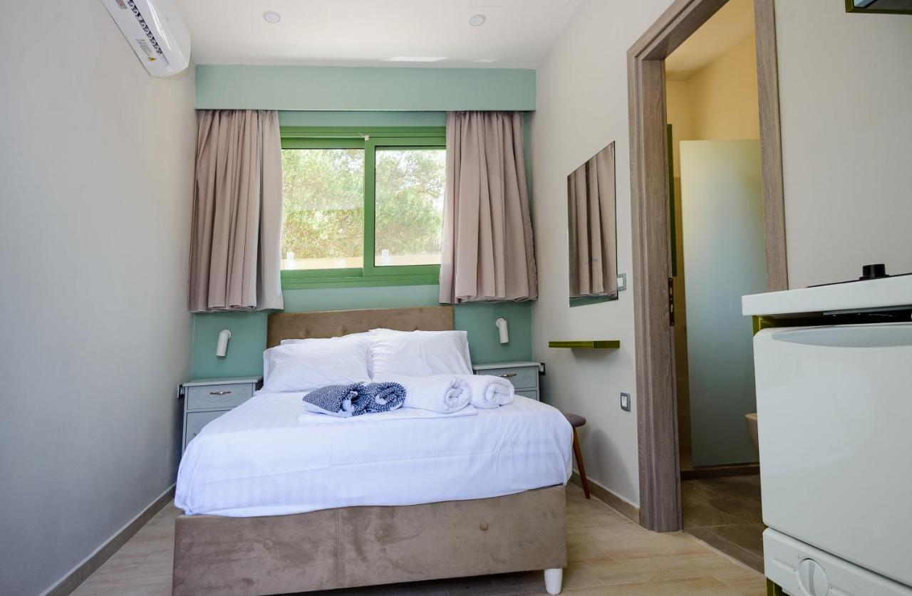 Tzogias Apartments Nonna Studio 라시 외부 사진