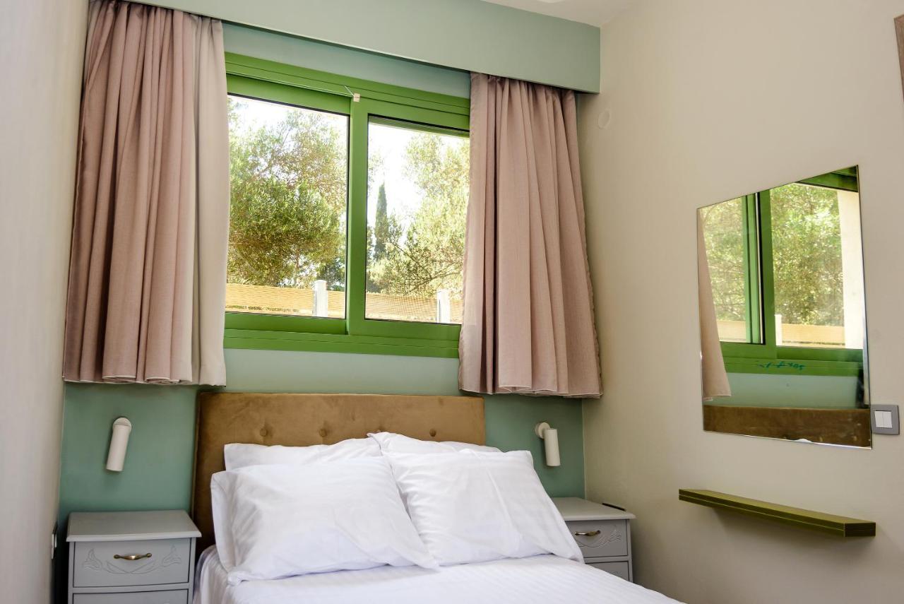 Tzogias Apartments Nonna Studio 라시 외부 사진