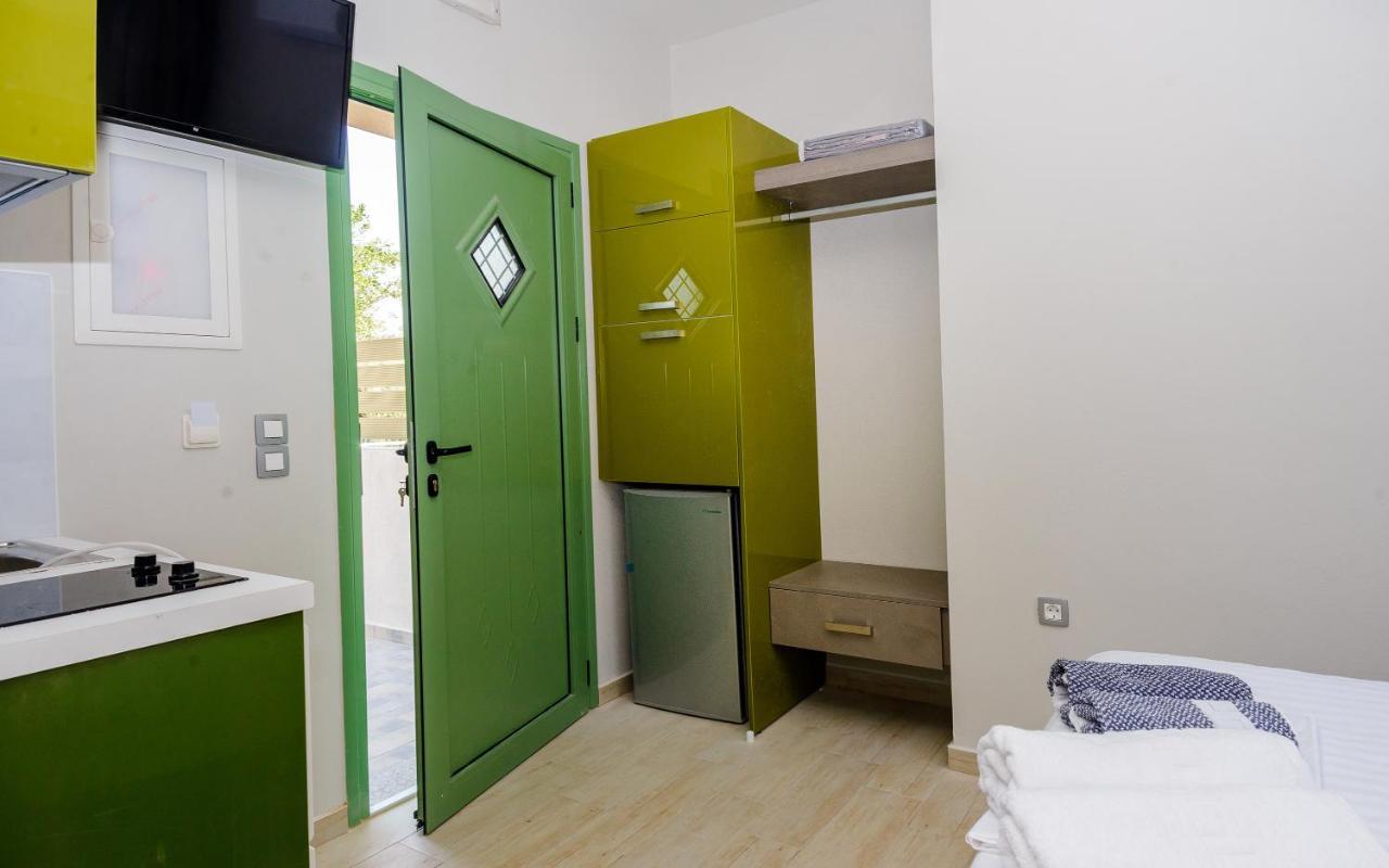 Tzogias Apartments Nonna Studio 라시 외부 사진