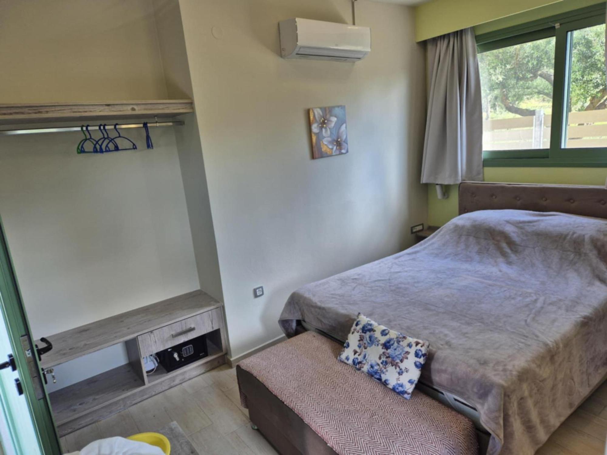 Tzogias Apartments Nonna Studio 라시 외부 사진